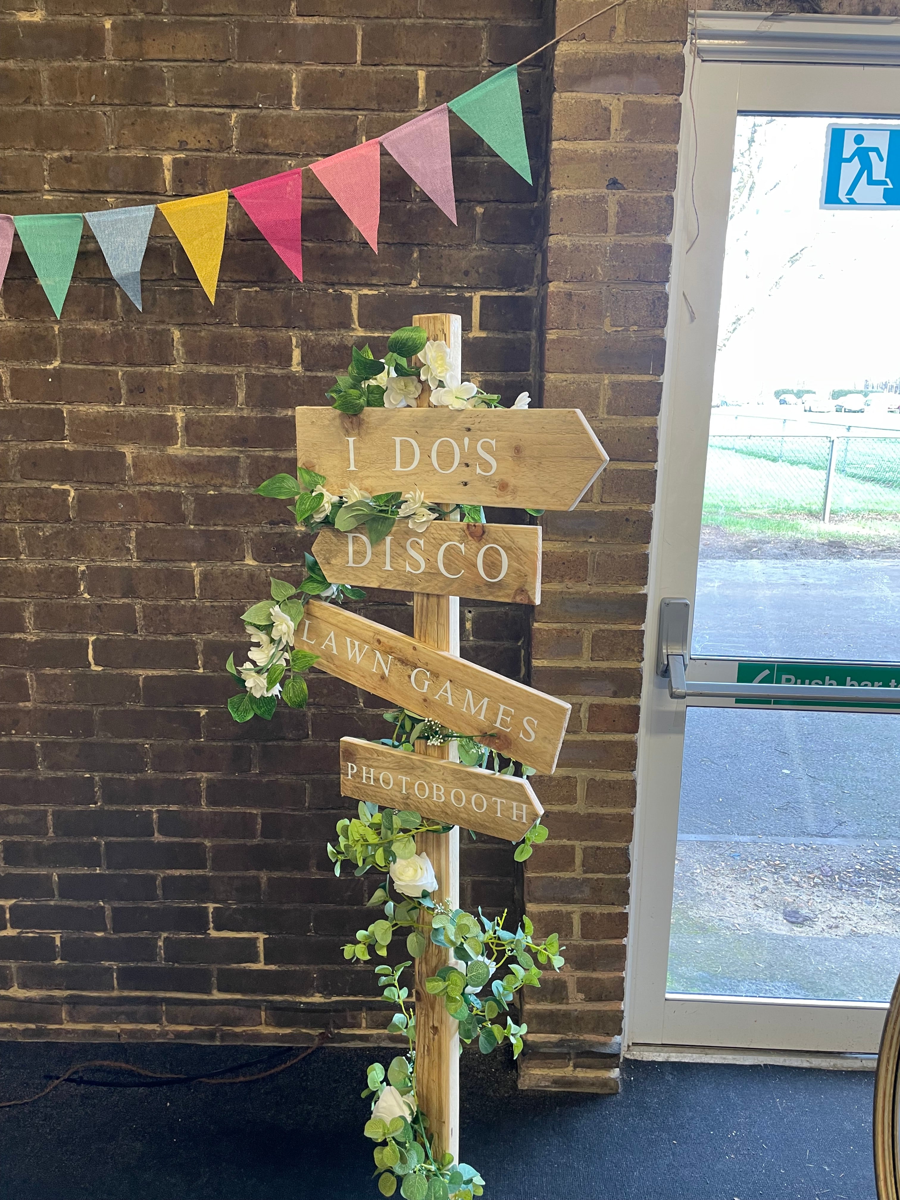 Custom Direction Signage – Personalised Designs with Lasting Impact